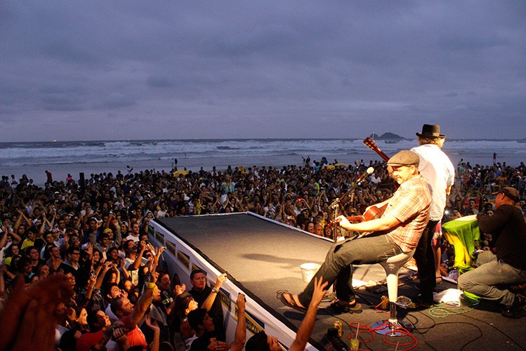 Sete dicas de como vai ser o Festival Dosol edição Praia
