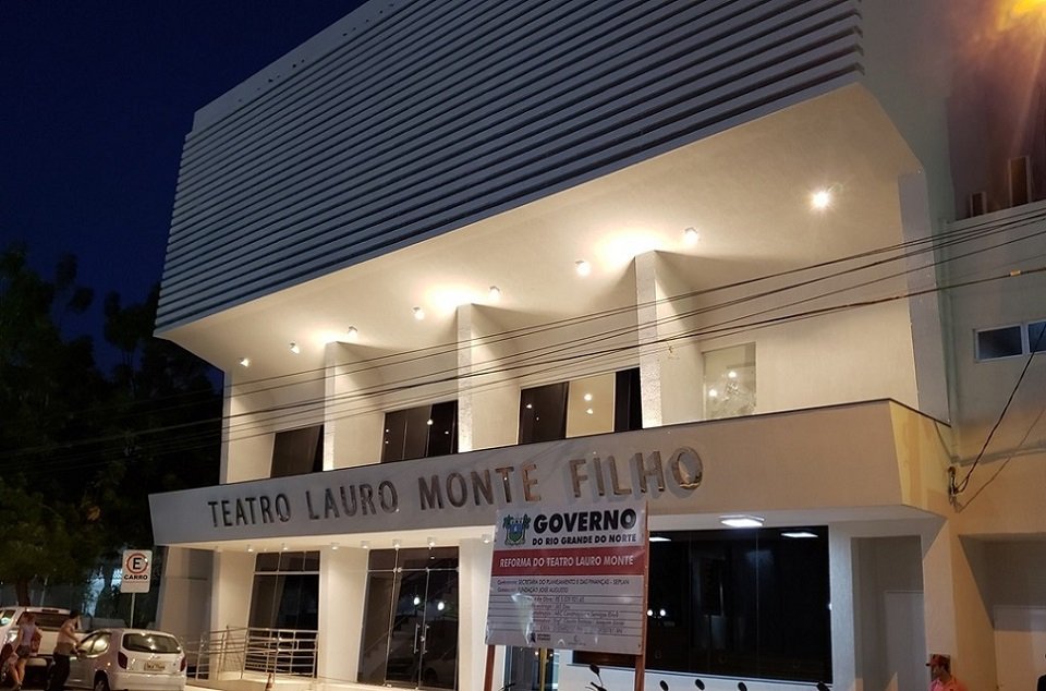 Seis espetáculos marcam reabertura do Teatro Lauro Monte