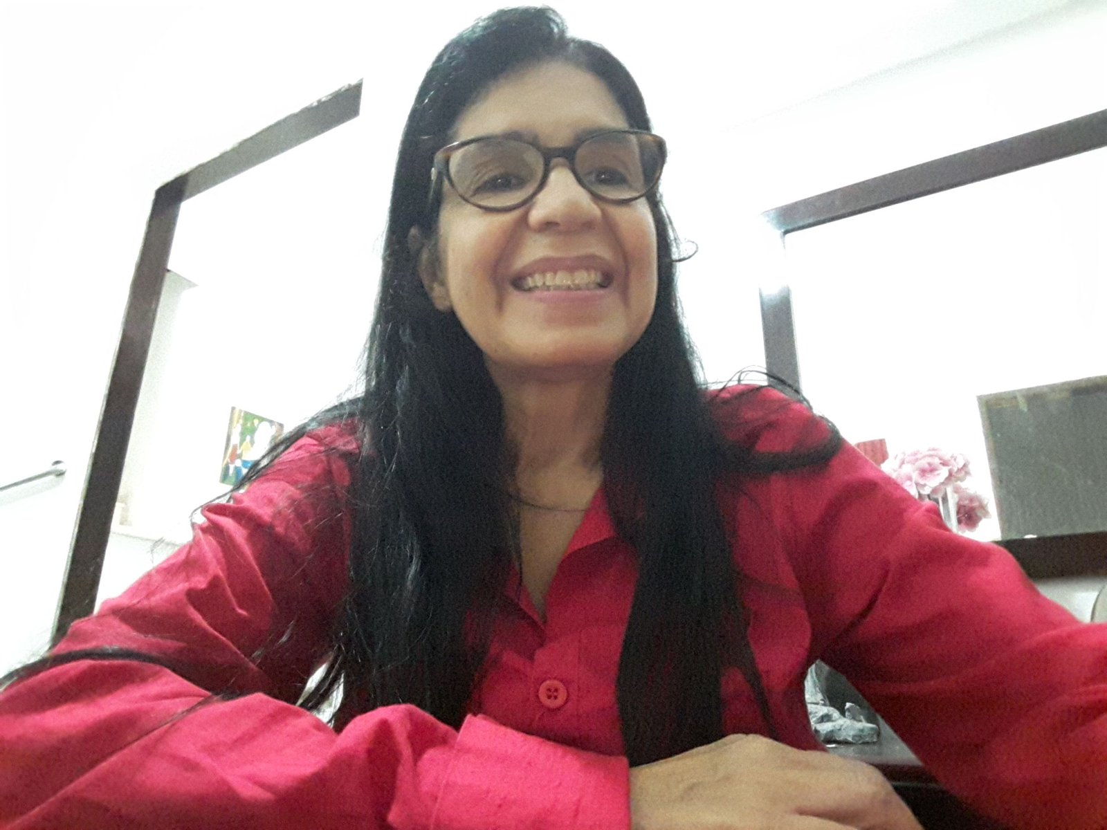 Jania Souza lança livro de poemas regionais e com forte carga emocional
