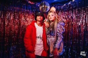 Cantora Íris Lima e Amém Ore - Foto Luana Tayze