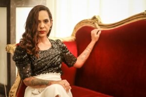 Troublemaker - carmem pradella