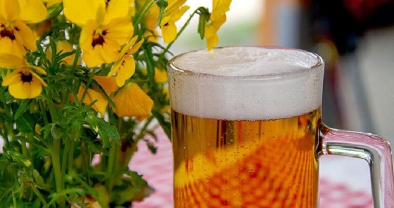 flores na cerveja