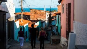 MÃE LUIZA ACESSÍVEL