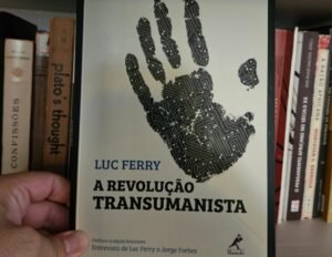 A REVOLUÇÃO TRANSUMANISTA