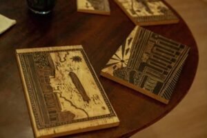 Viagem no Tempo em Xilogravura