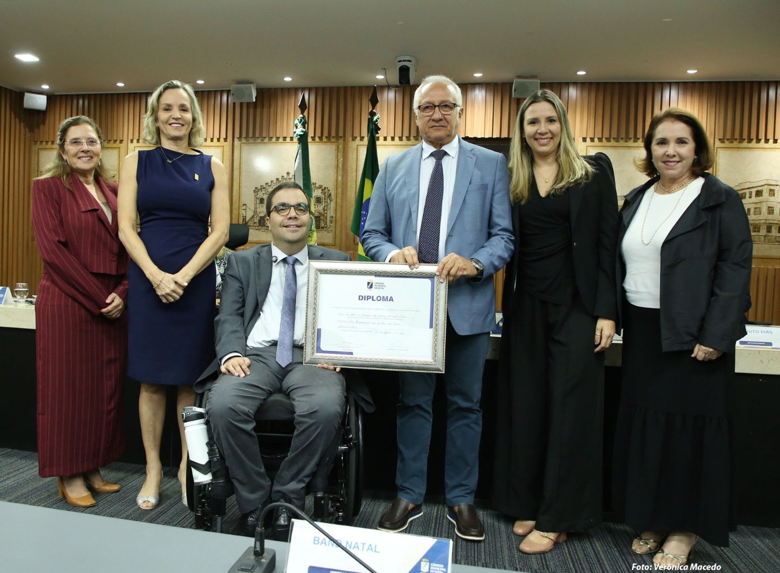 Sessão solene da Câmara de Natal homenageia os 30 anos da Casa Durval Paiva